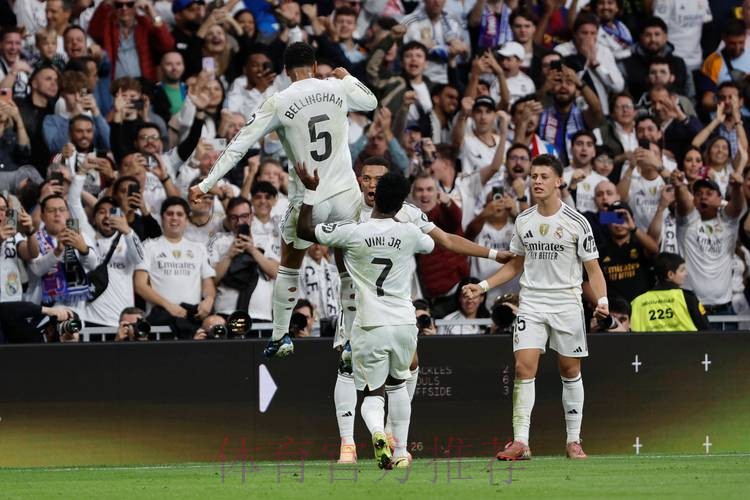 世体:皇马也关注若昂-戈麦斯 球员解约金6000万欧 世体:皇马也关注若昂-戈麦斯 球员解约金6000万欧